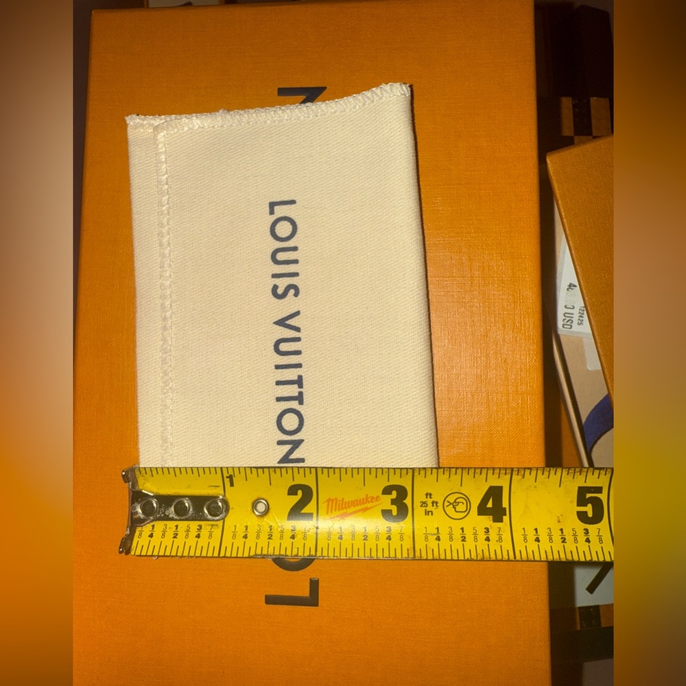 Louis Vuitton Red Ribbon xmas Packaging with Box and Dust Bag - Picture 10 of 13